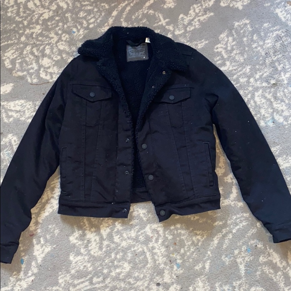 Black Levi’s coat size medium